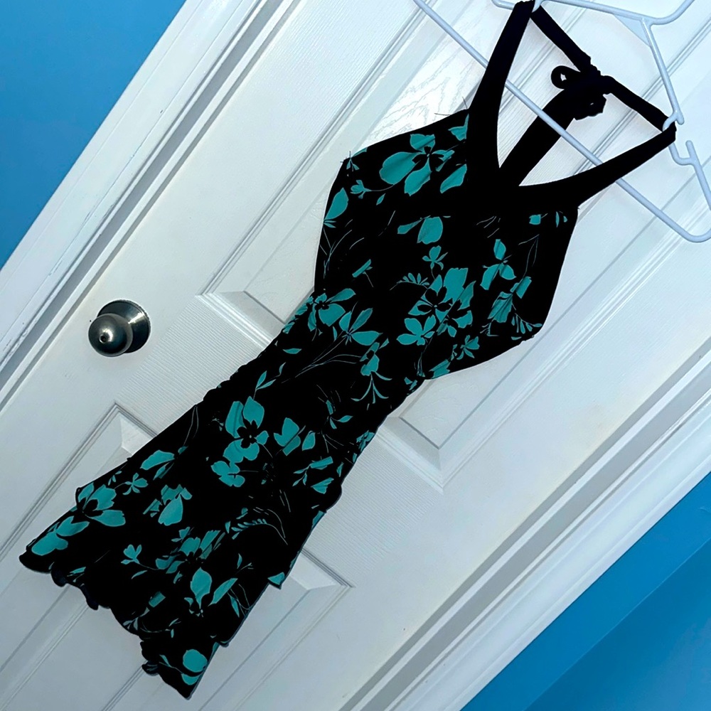 Trixxi Halter Flowery Dress Size Medium